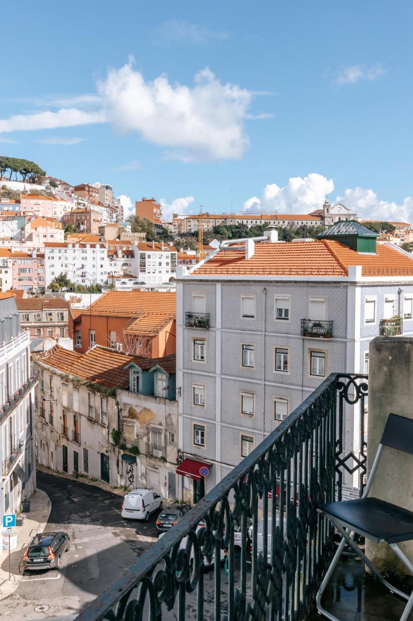 Lima's Arroios By Mycelia * Lissabon